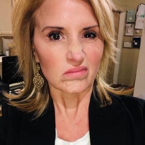 Meet your Posher, Donna